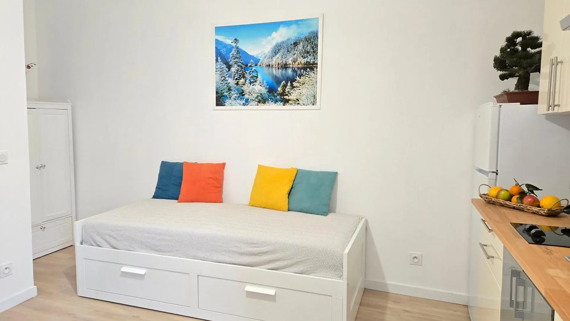 Studio Neuf Avec Terrasse A Yerres, 200M De La Gare 0*, Yerres France