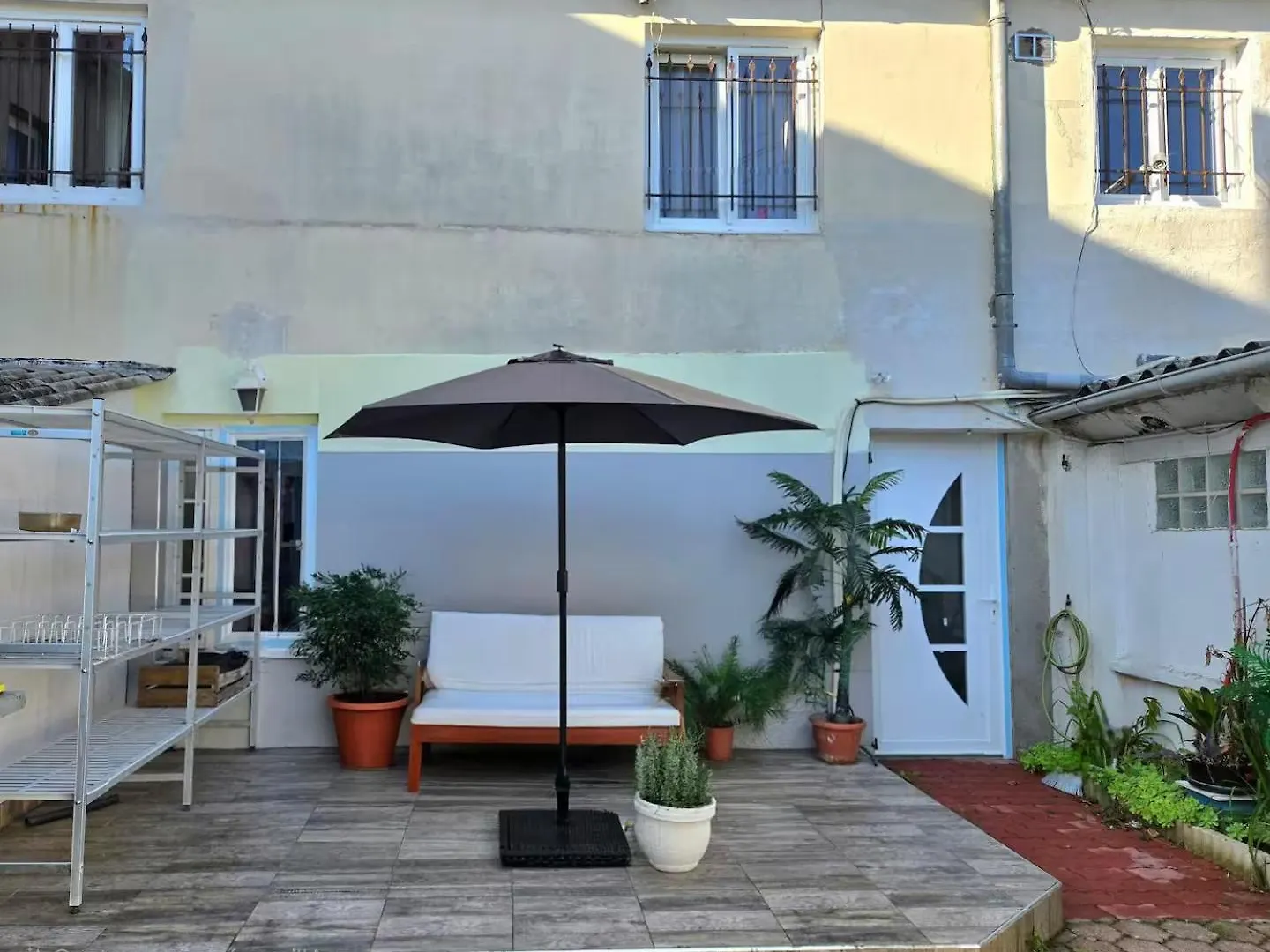Studio Neuf Avec Terrasse A Yerres, 200M De La Gare